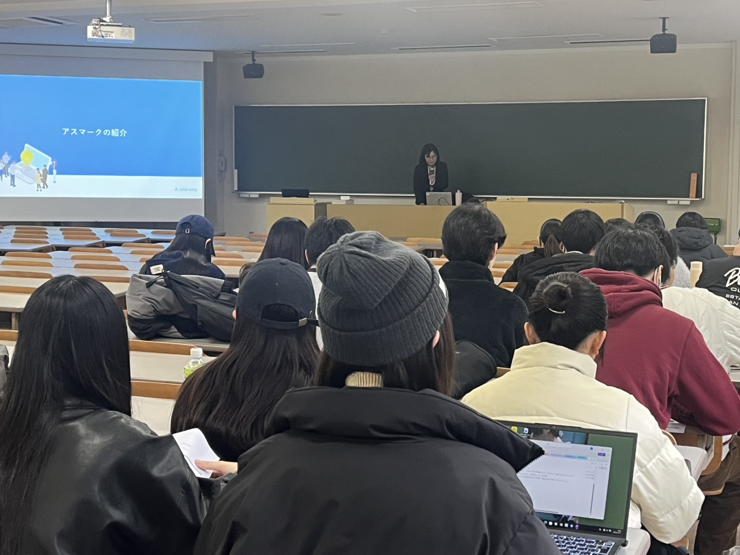 講演の様子（後方より）